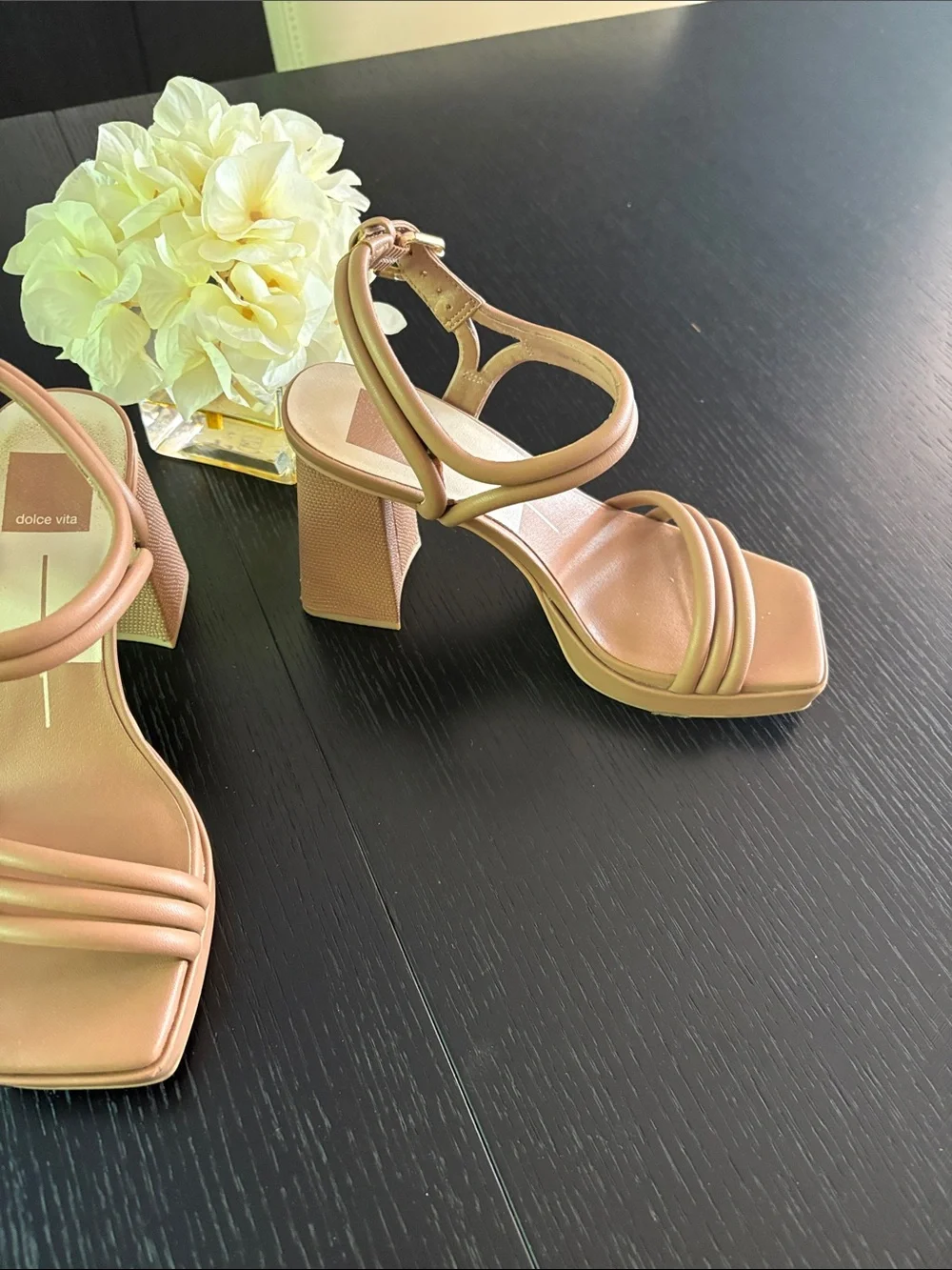 Dolce Vita Nude/Tan Strappy Square-Toe Block Heel Sandals
